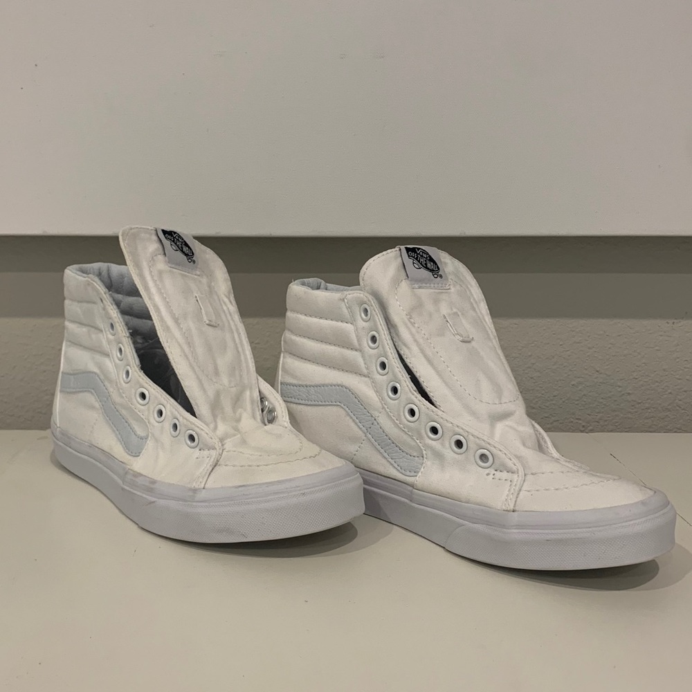 EUC VANS SK8 Hi True White